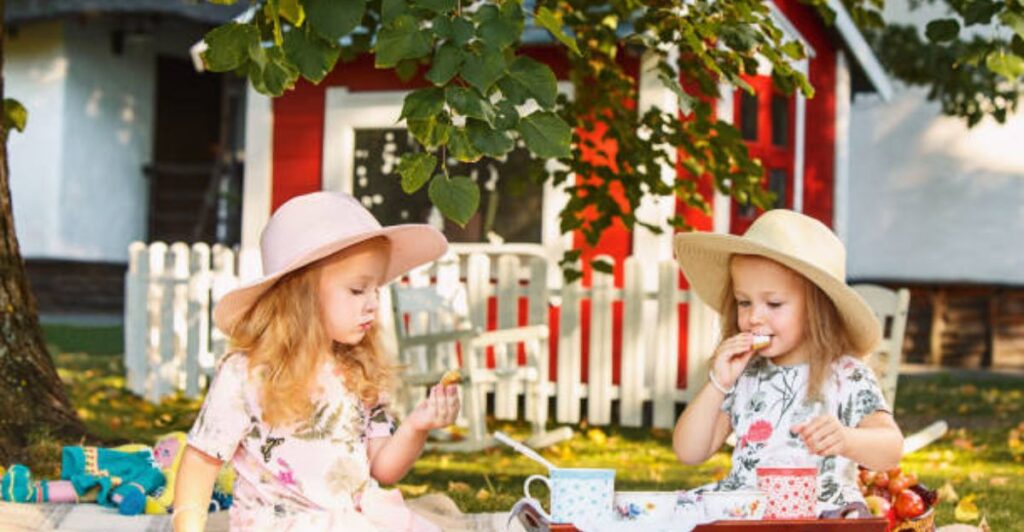 5 DIY Fairy Tea Party Setups Using Natural Materials