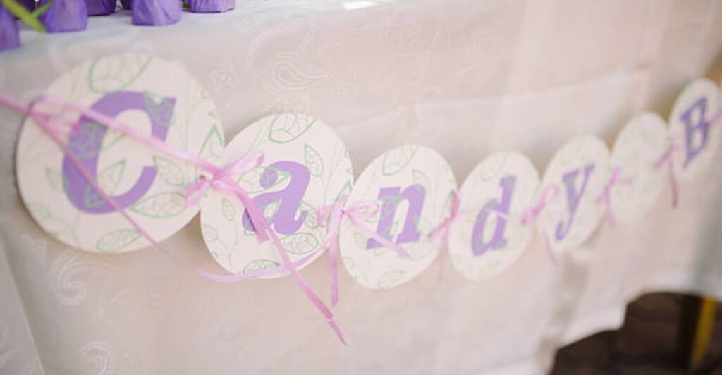 🌸 10 Monogram Flower Letter Designs That Wow Guests Instantly