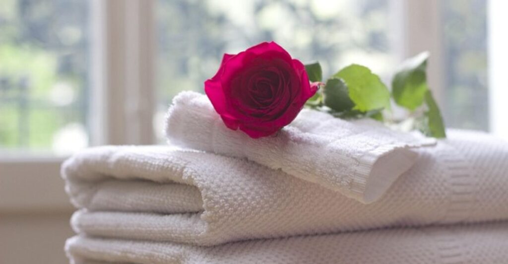 11 Effective Ways to Keep Towels Fresh and Odor-Free