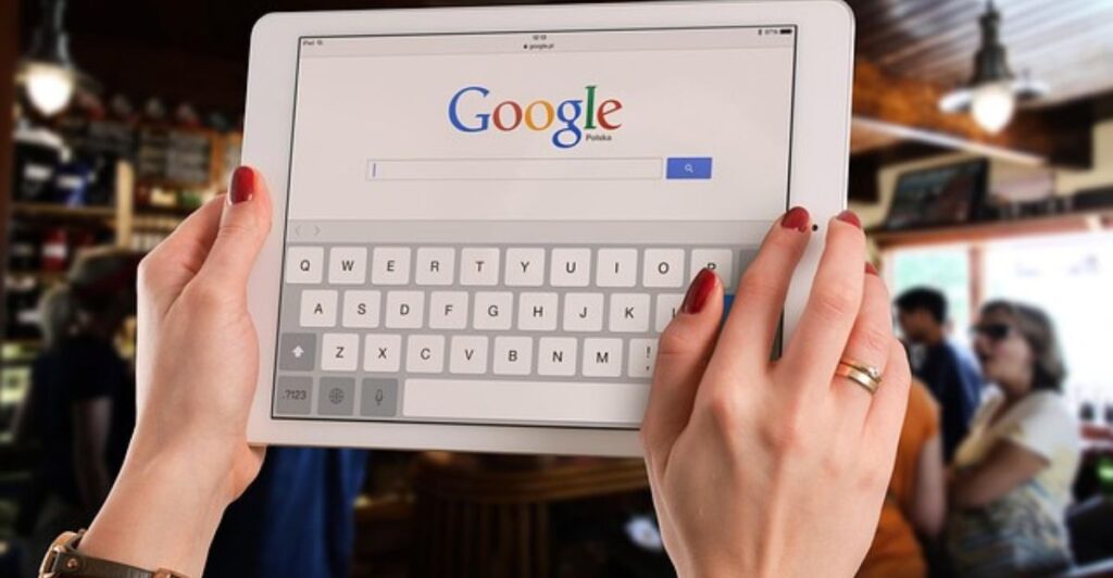 ๐ฅ 10 Best Teleprompter Apps for YouTubers and Content Creators