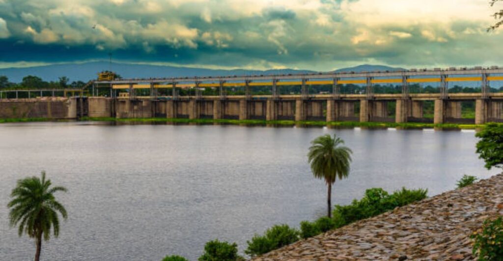 4 Scenic Routes in Madhya Pradesh Perfect for Weekend Rides