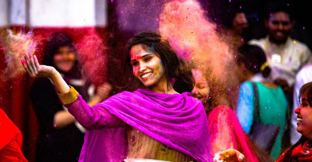 11 Easy Home Remedies for Holi Skin Damage Recovery