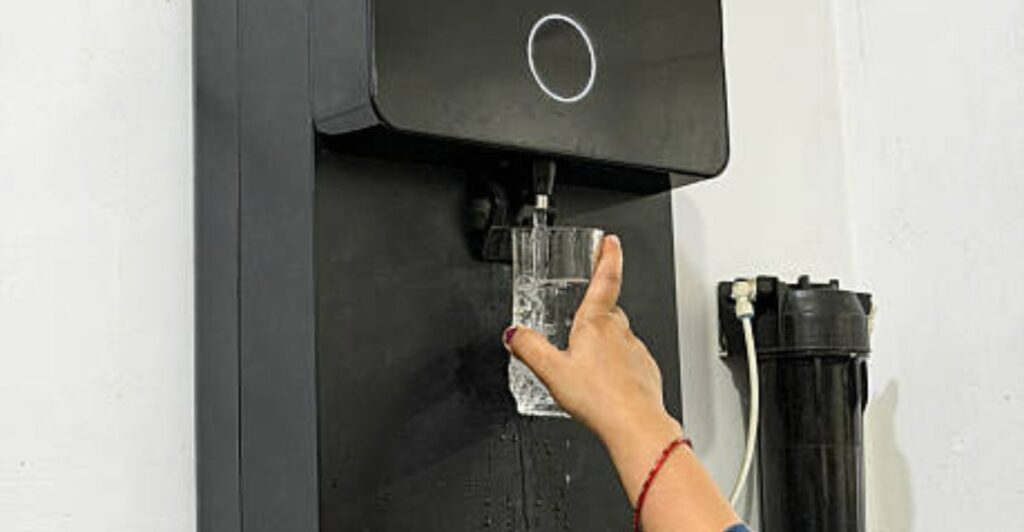 RO and UV water purifier comparison for home use and clean water
