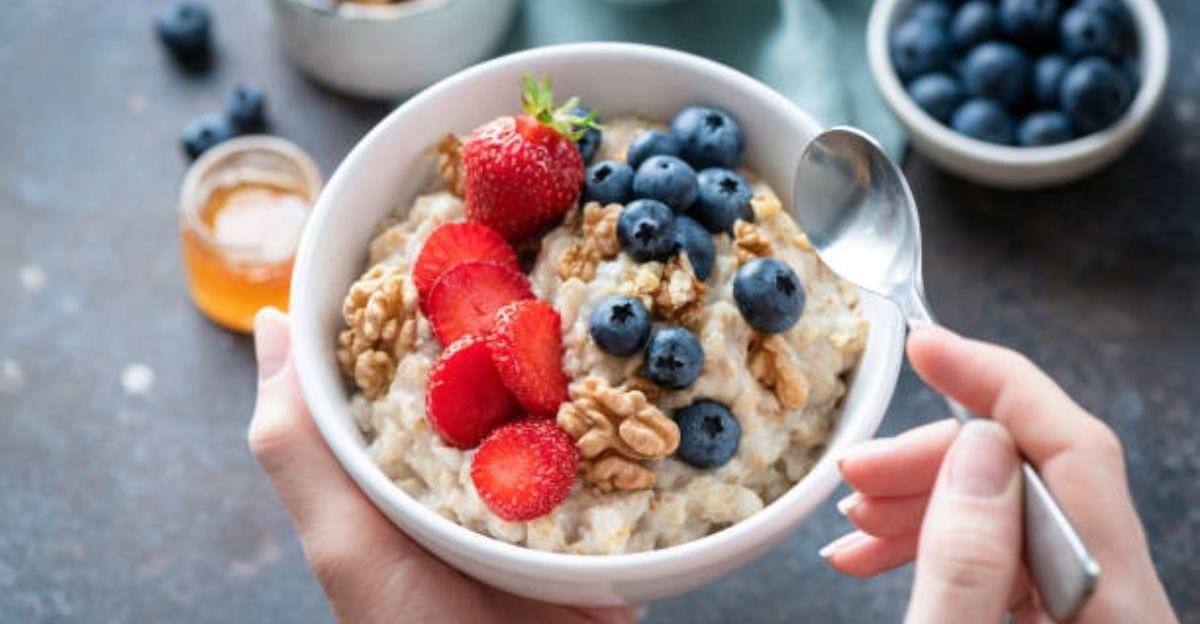 Balanced breakfast featuring protein, fiber, fruits, vegetables, and healthy fats